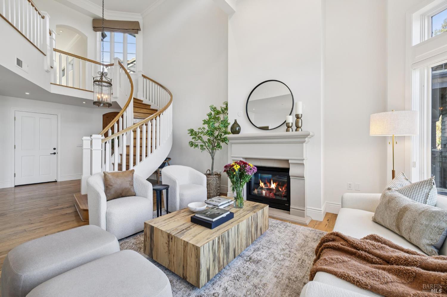 84 De Silva Island Drive