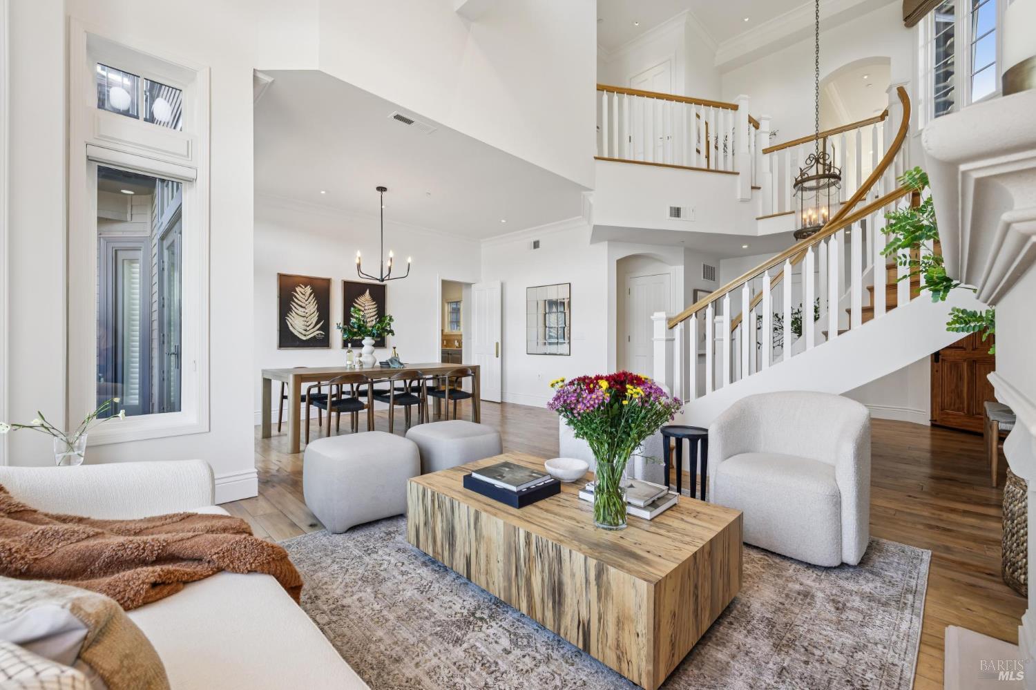 84 De Silva Island Drive