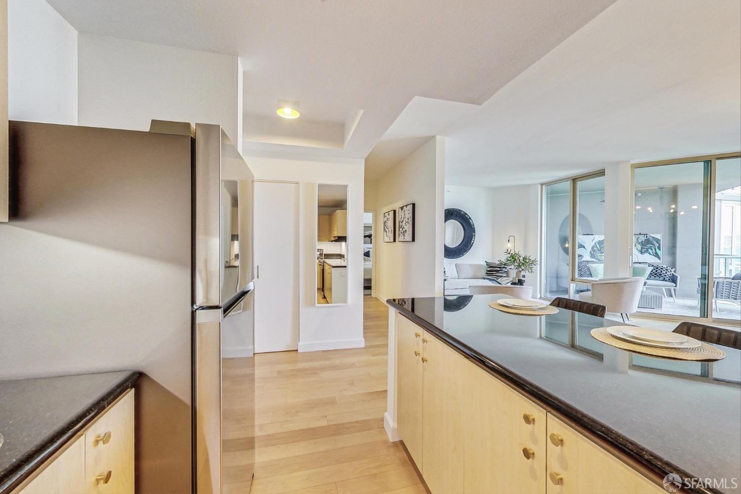 88 King Street # 711