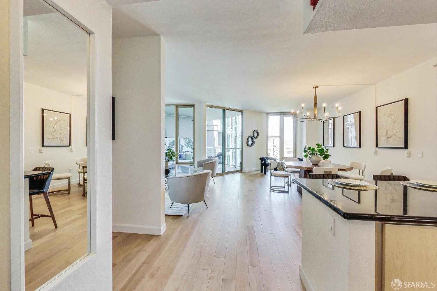 88 King Street # 711