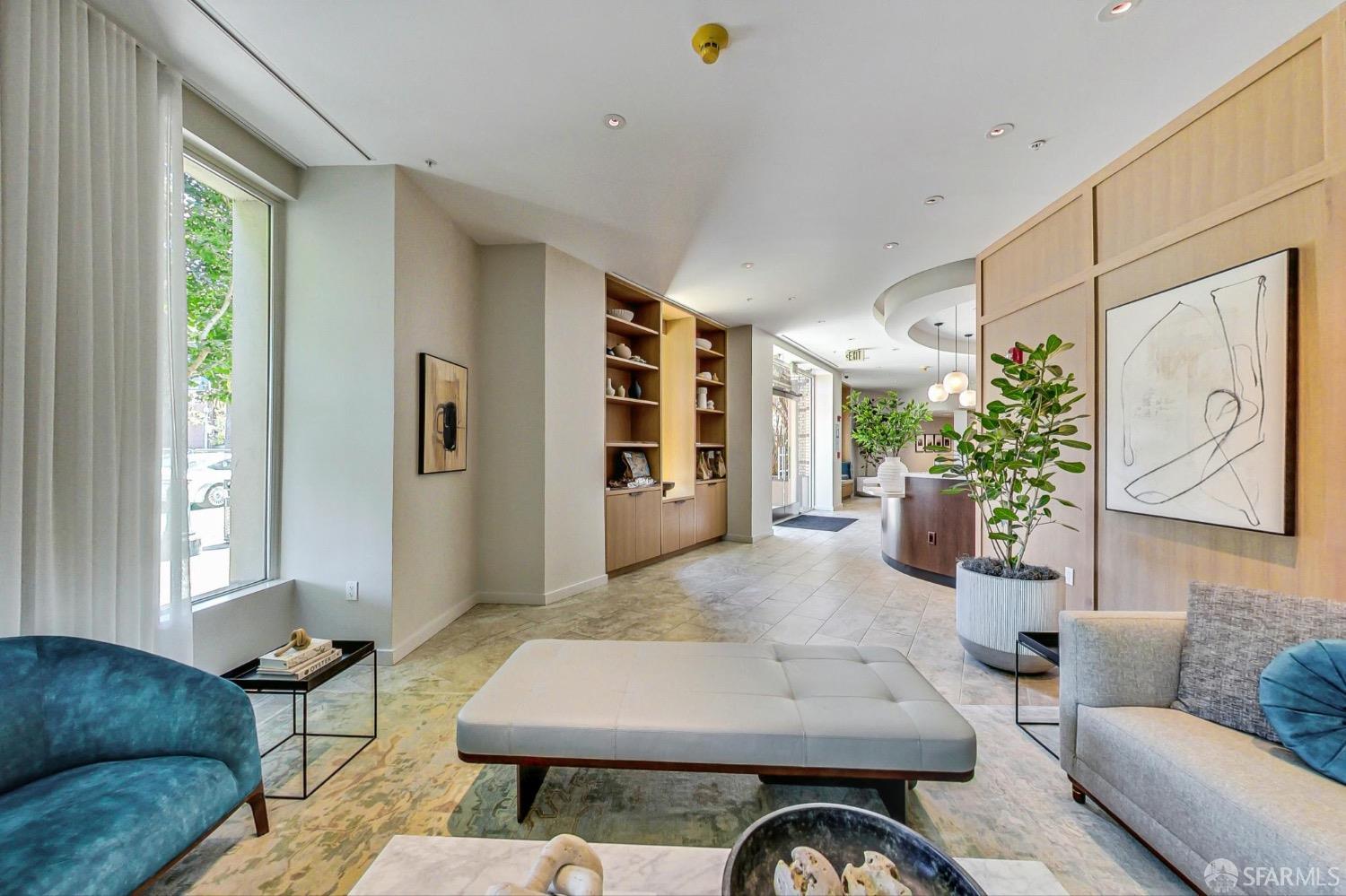 88 King Street # 711