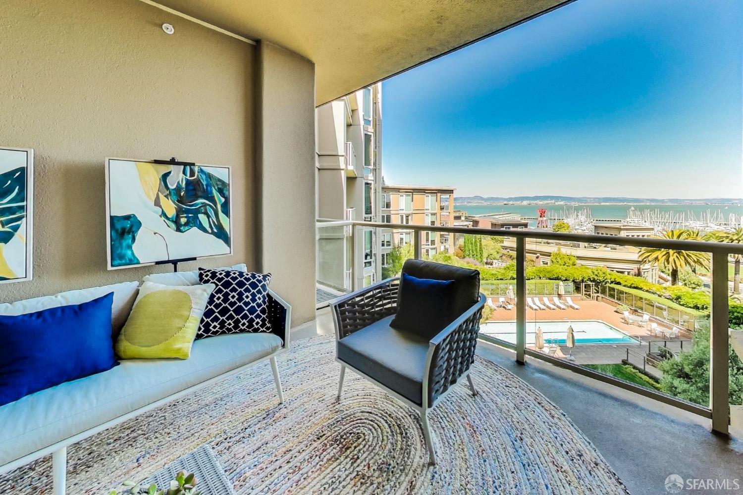 88 King Street # 711