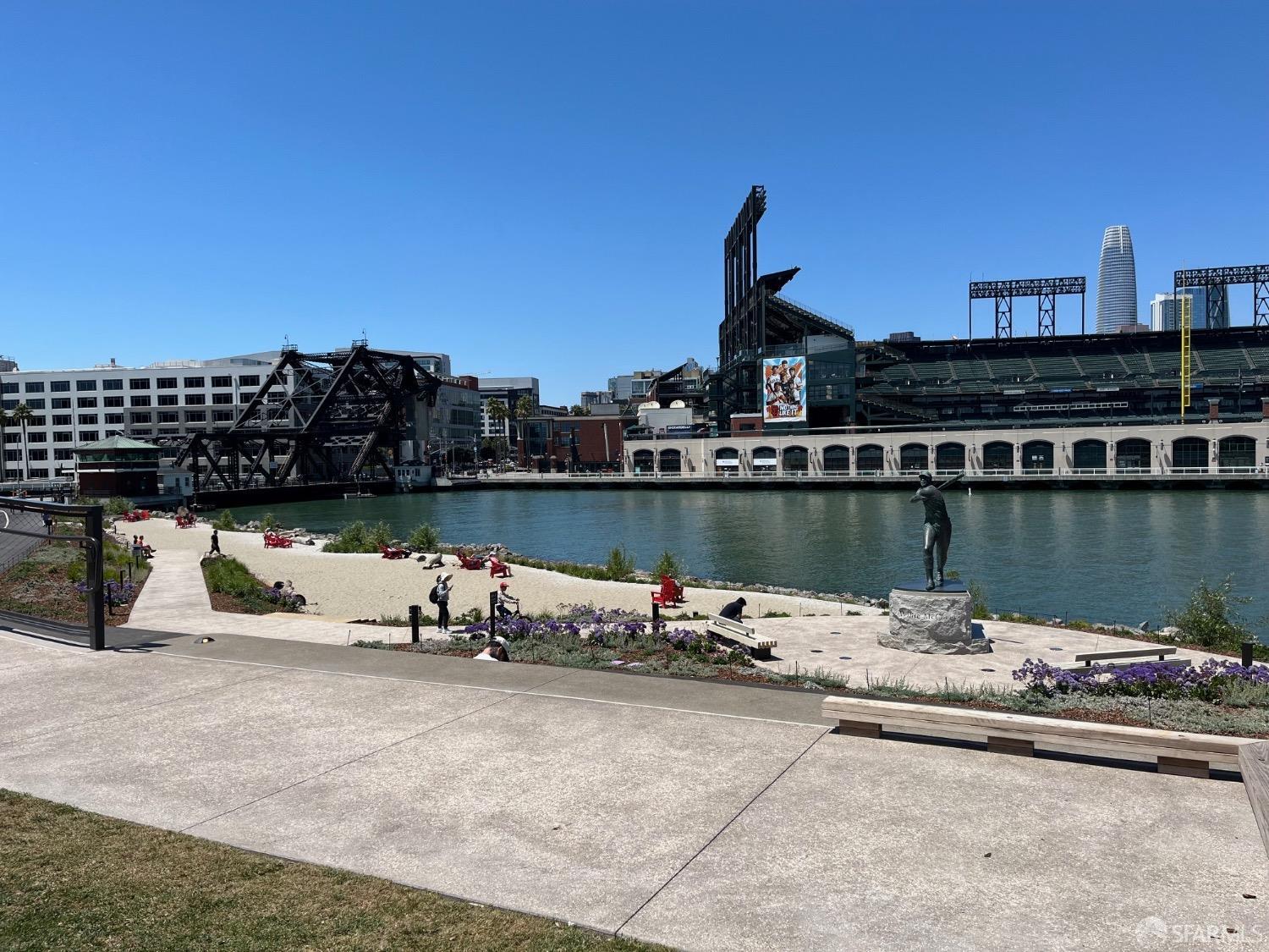 88 King Street # 711