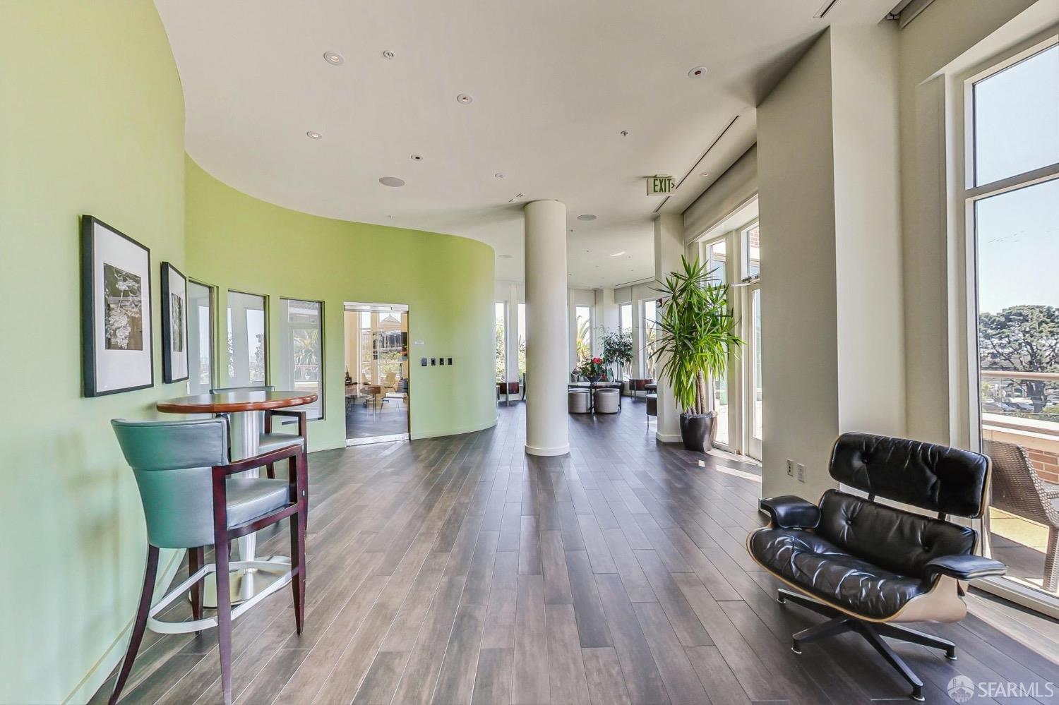 88 King Street # 711