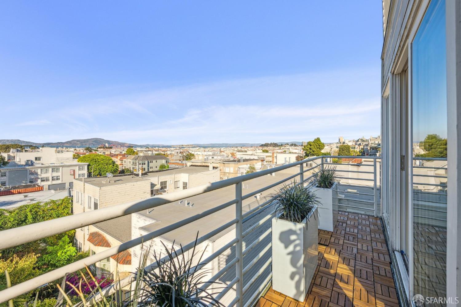 2820 Greenwich Street #3, San Francisco