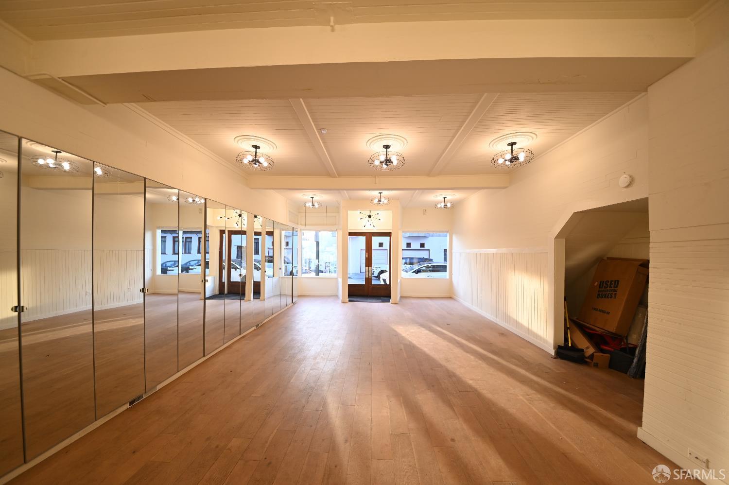 1300-1304 Kearny Street