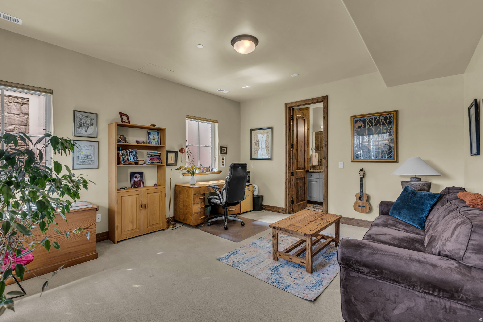 3137 W LOWER SADDLEBACK RD