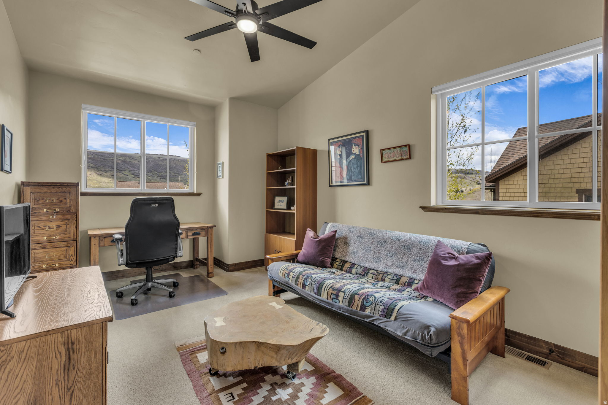 3137 W LOWER SADDLEBACK RD