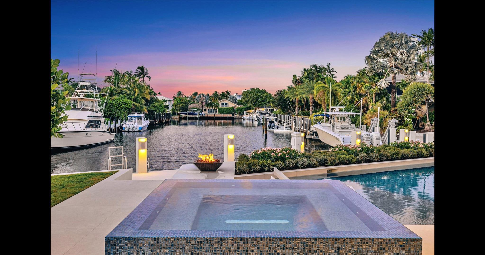 51 Isla Bahia Dr