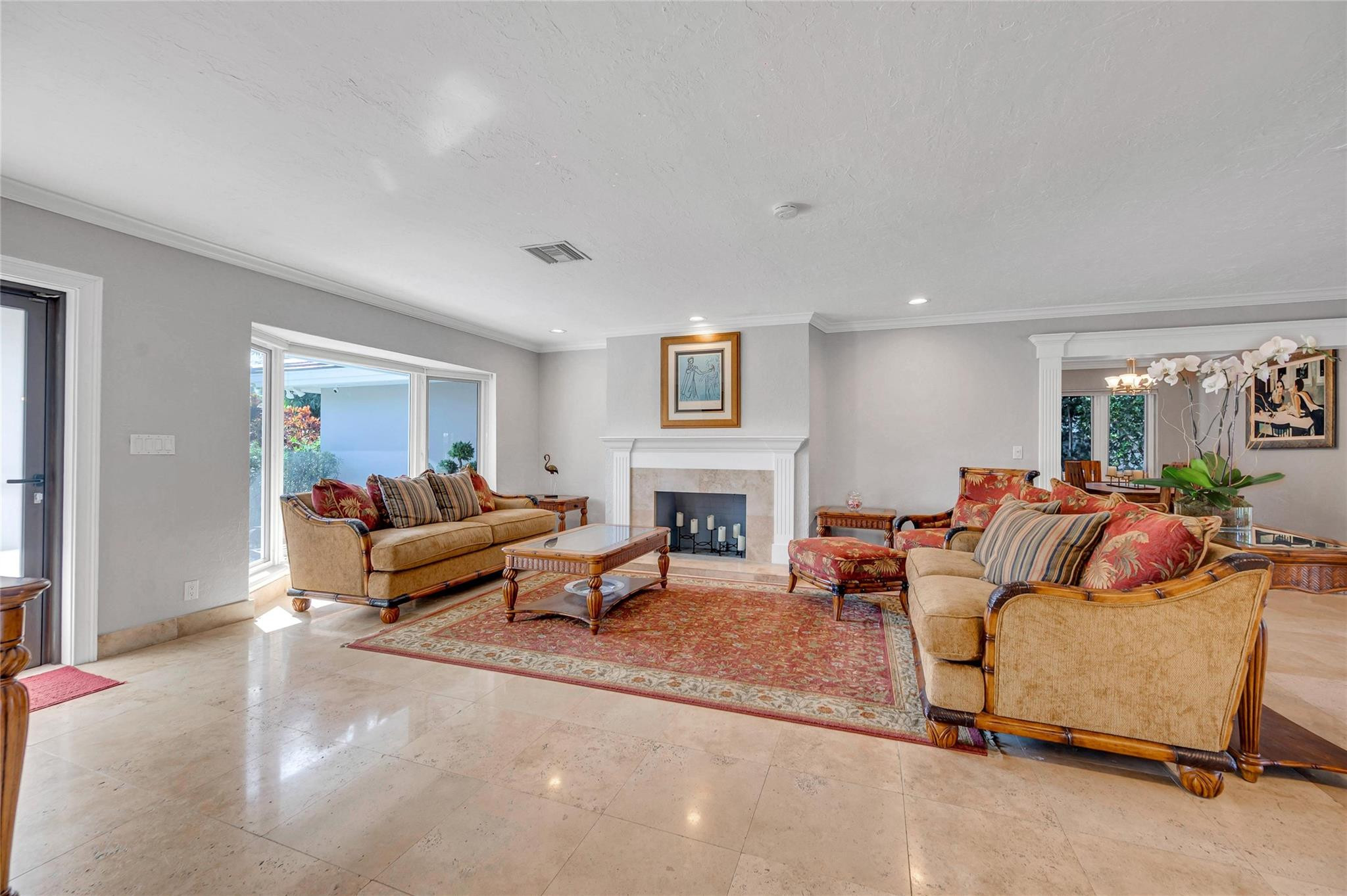 2319 CASTILLA ISLE