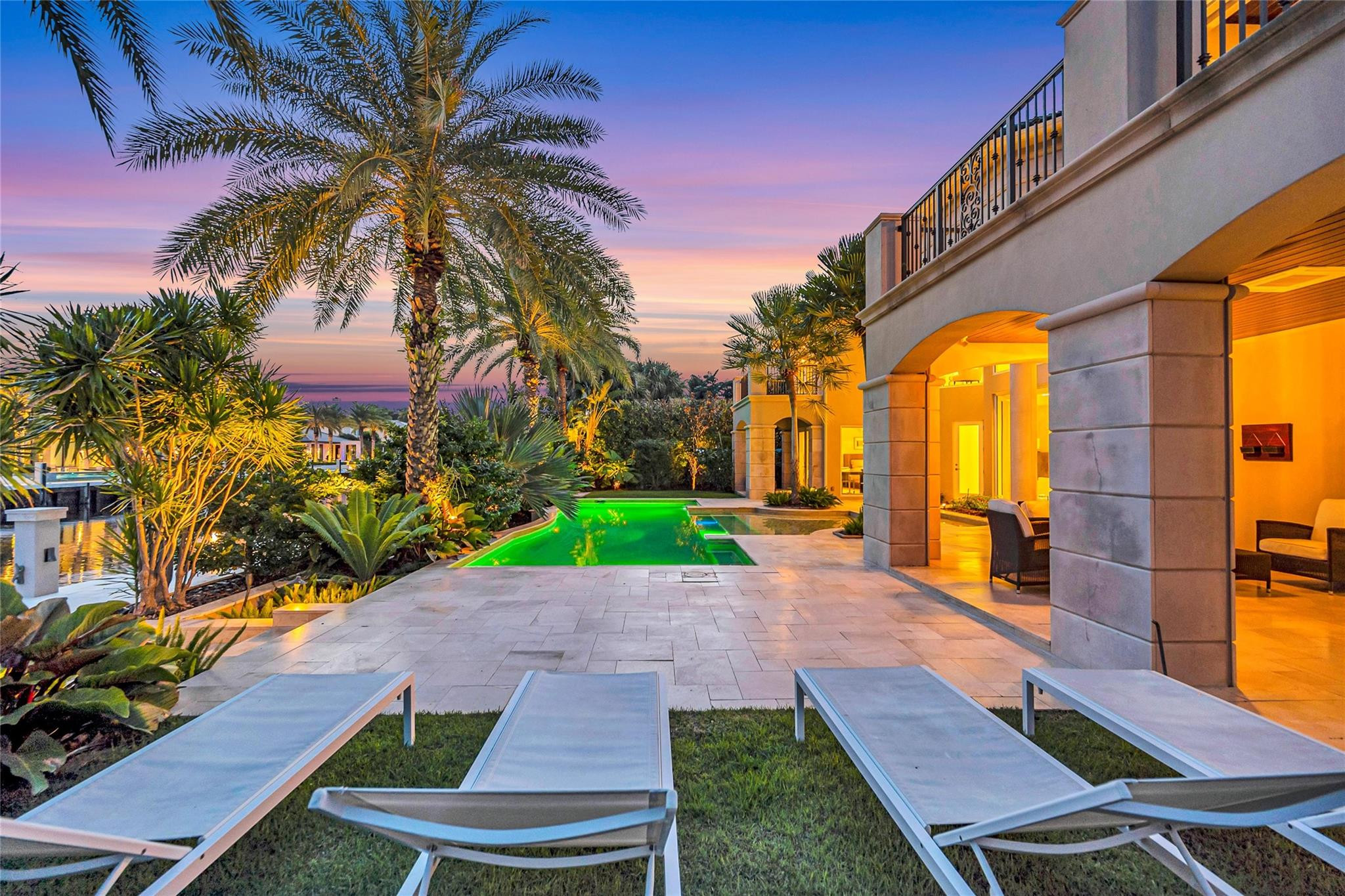 38 Isla Bahia Dr
