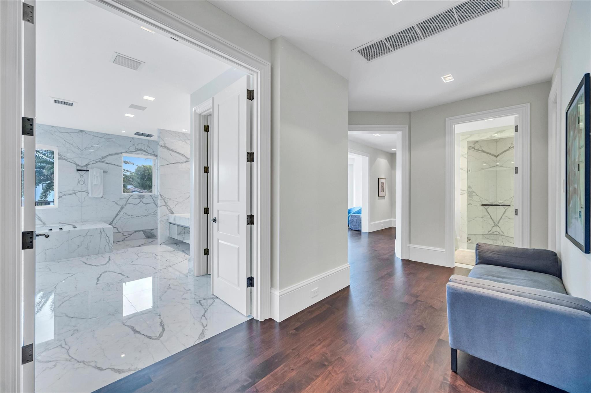 38 Isla Bahia Dr