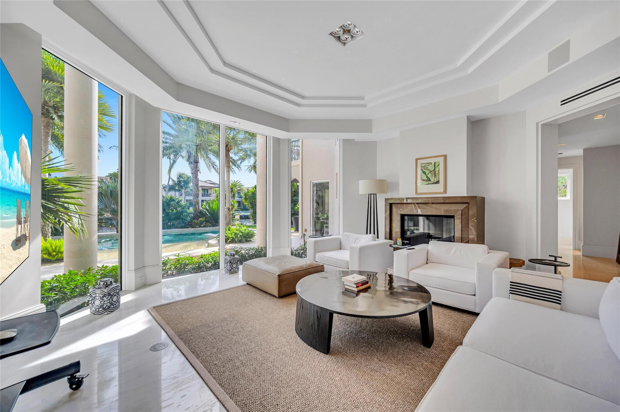 38 Isla Bahia Dr