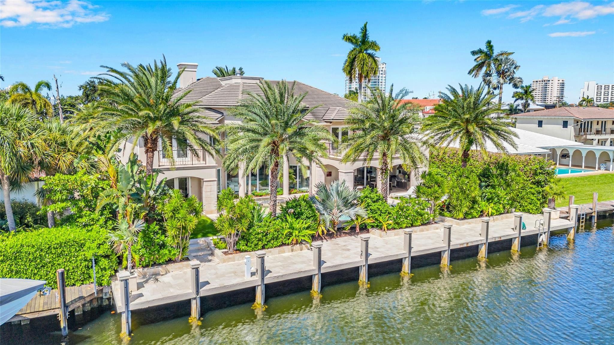 38 Isla Bahia Dr