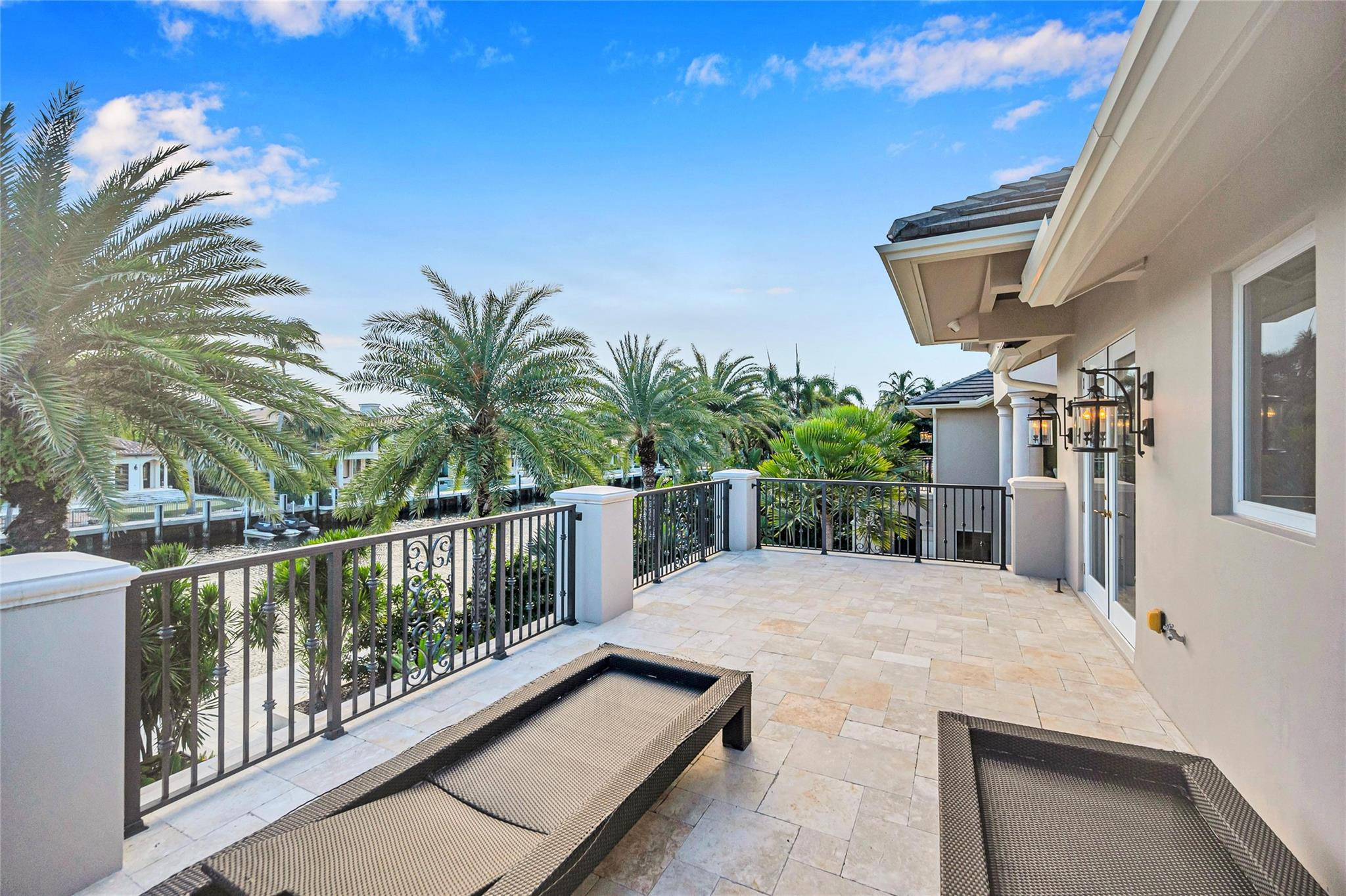 38 Isla Bahia Dr