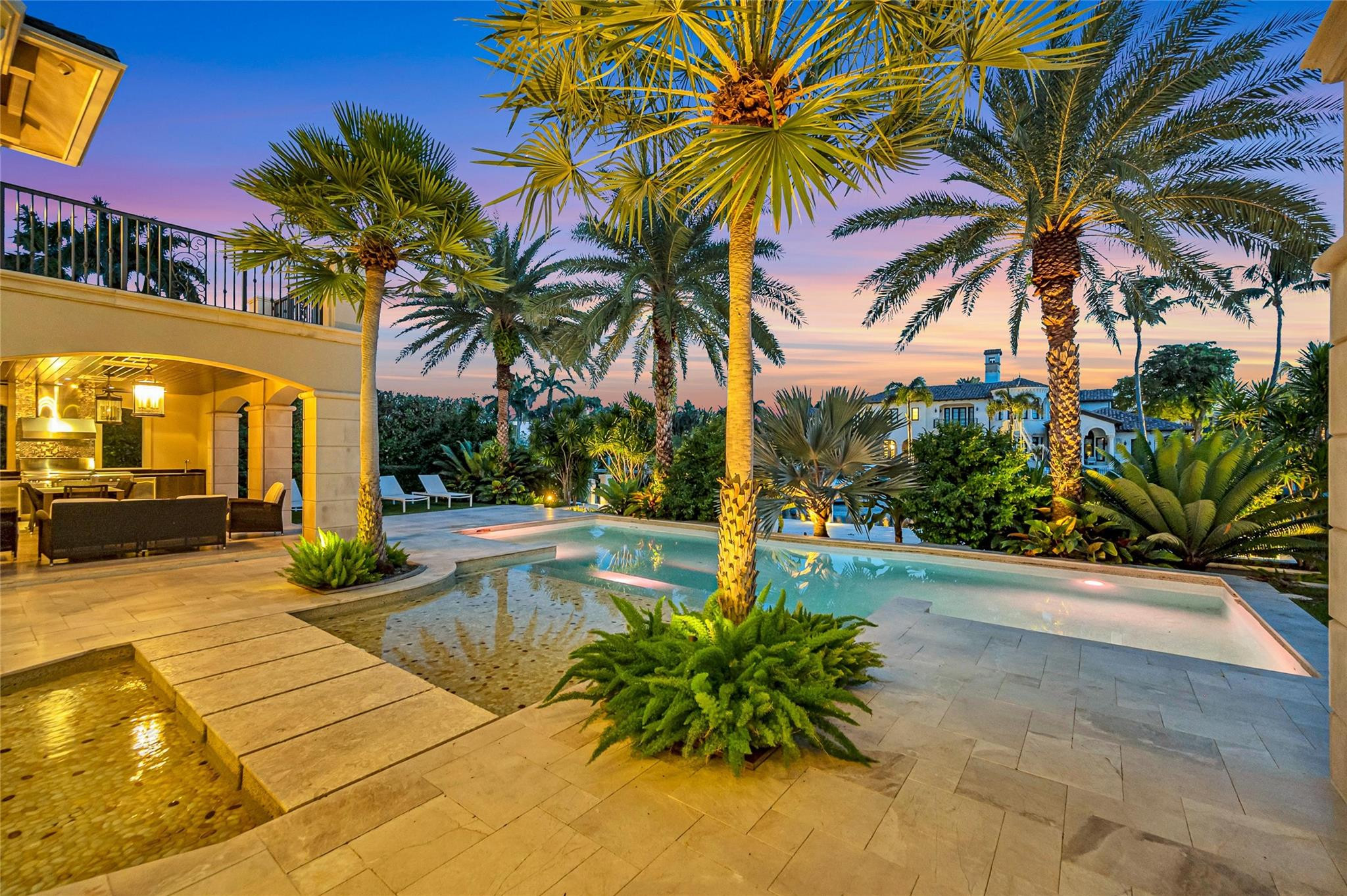 38 Isla Bahia Dr