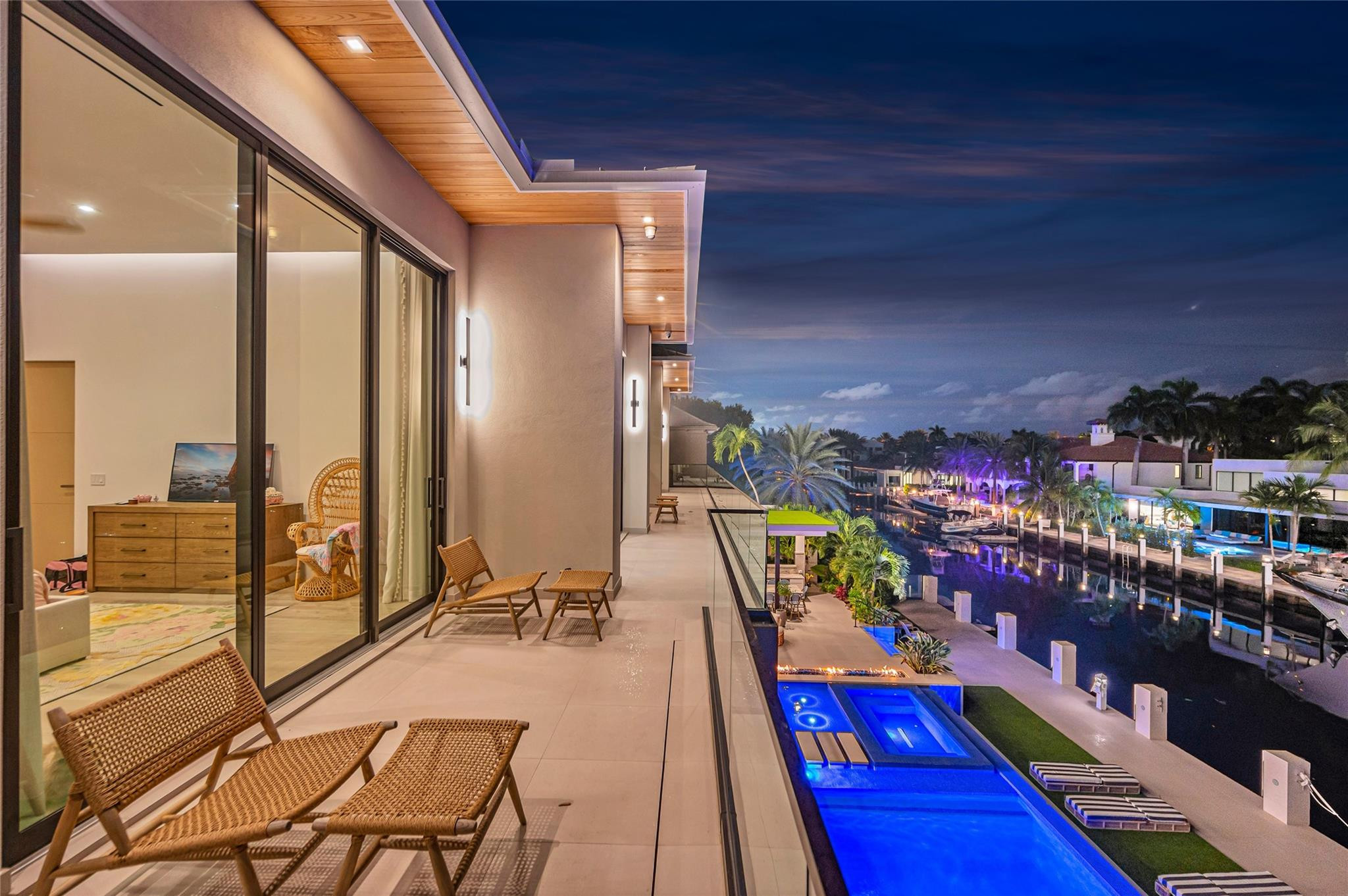 408 Coral Way