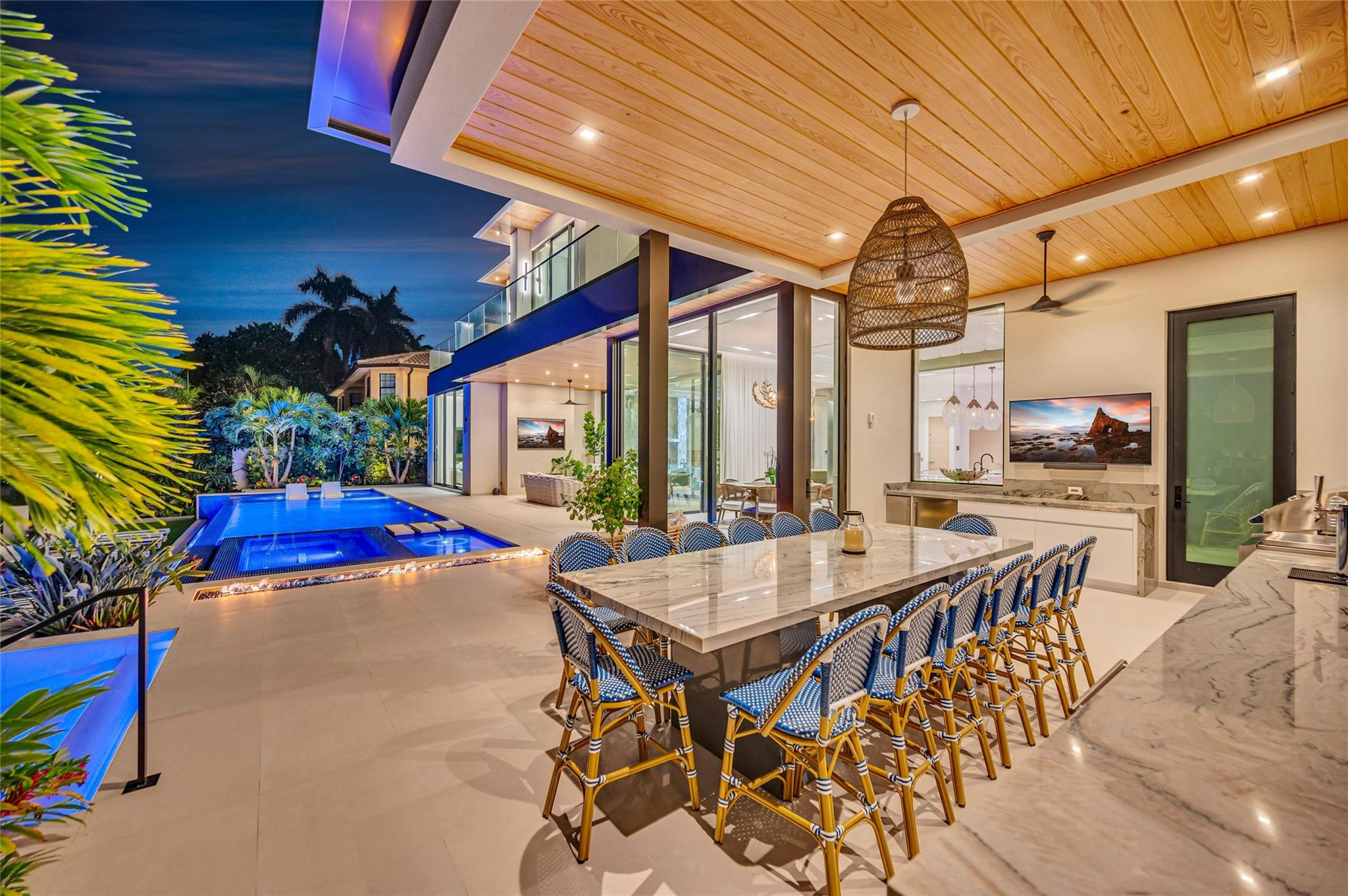 408 Coral Way
