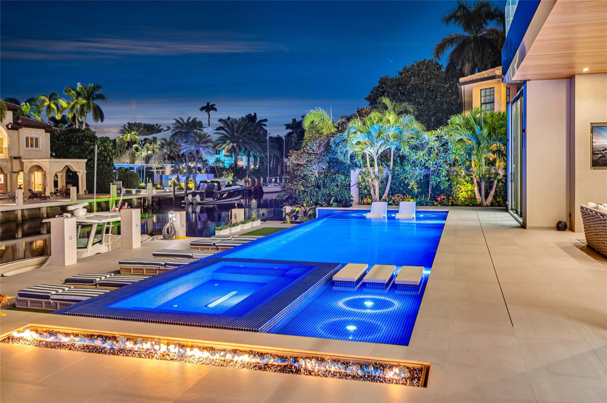 408 Coral Way