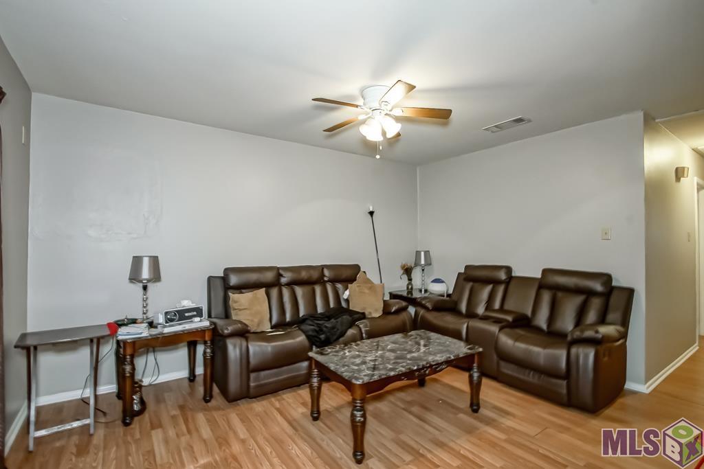 11923 Rutgers Ct