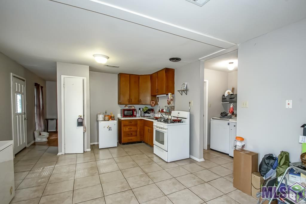 11923 Rutgers Ct