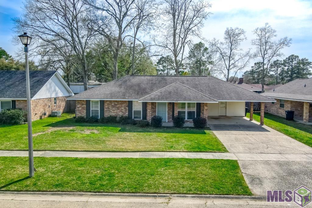 13918 Red River Ave