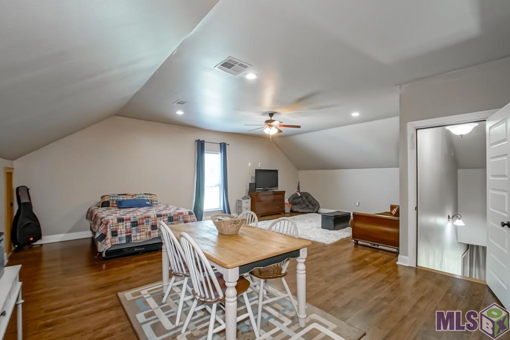 15803 Peairs Rd