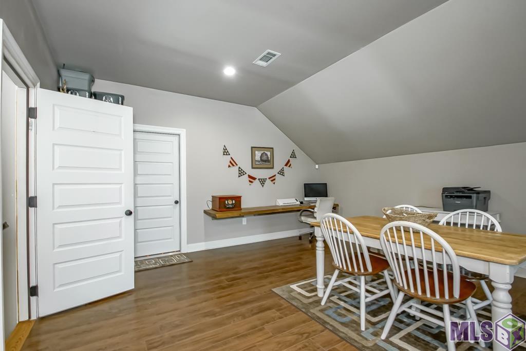 15803 Peairs Rd