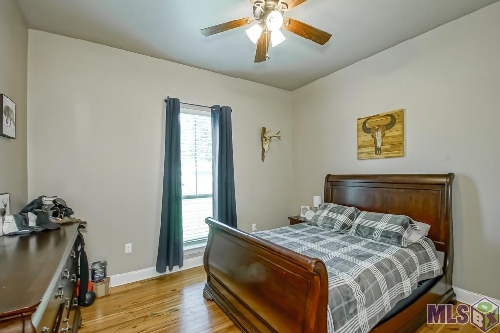 15803 Peairs Rd