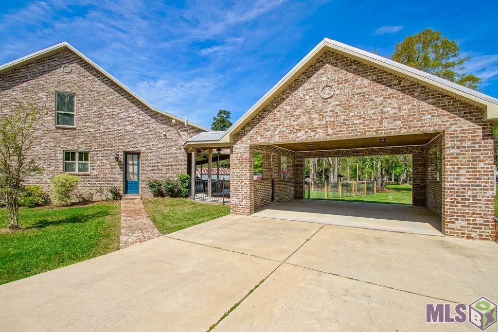 15803 Peairs Rd