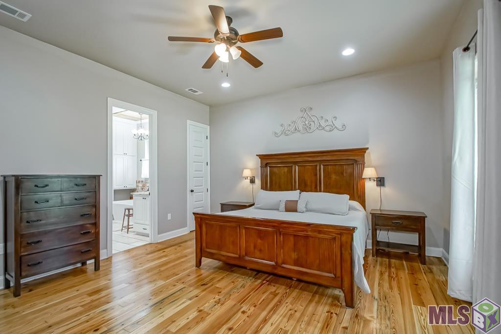 15803 Peairs Rd
