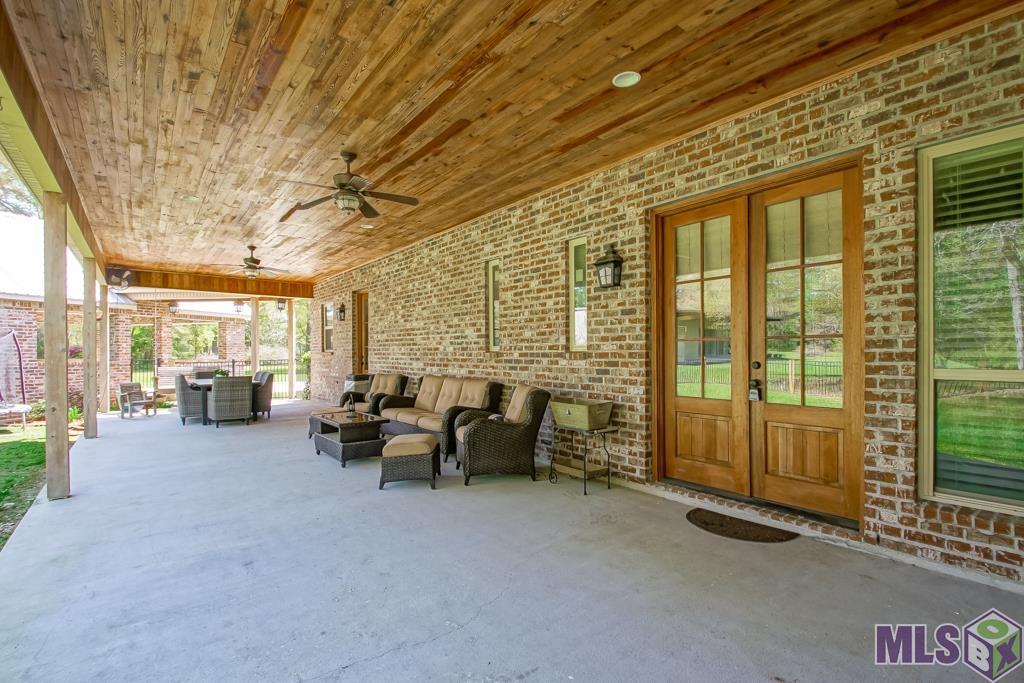 15803 Peairs Rd