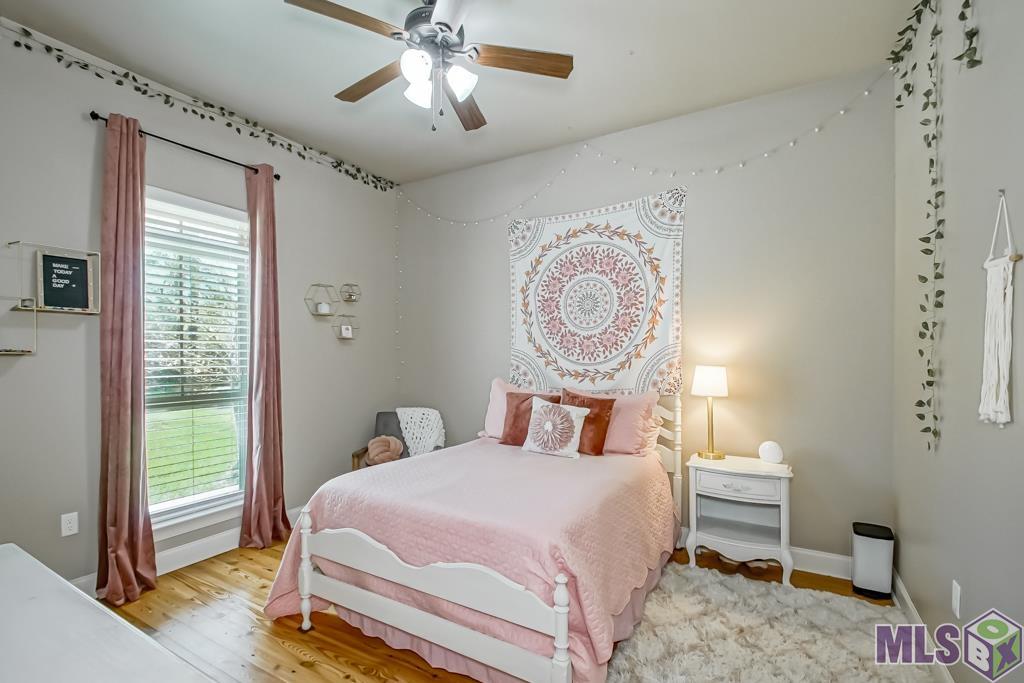 15803 Peairs Rd