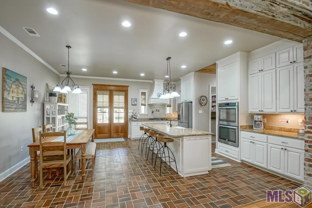 15803 Peairs Rd