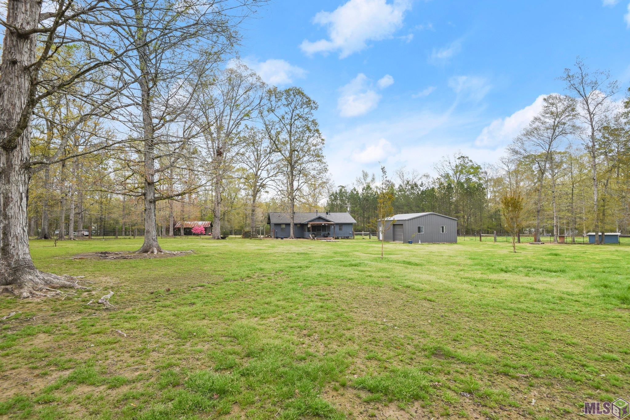 10093 Lathers Ln