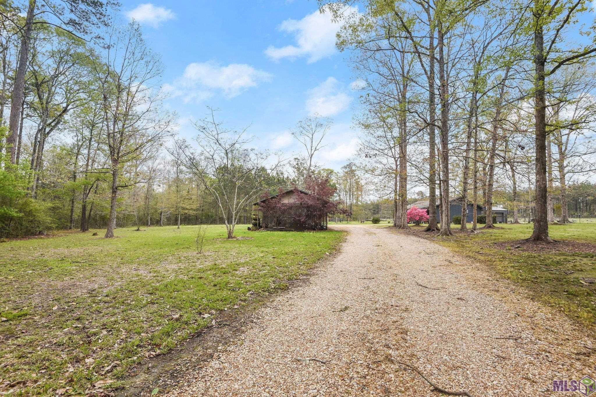 10093 Lathers Ln