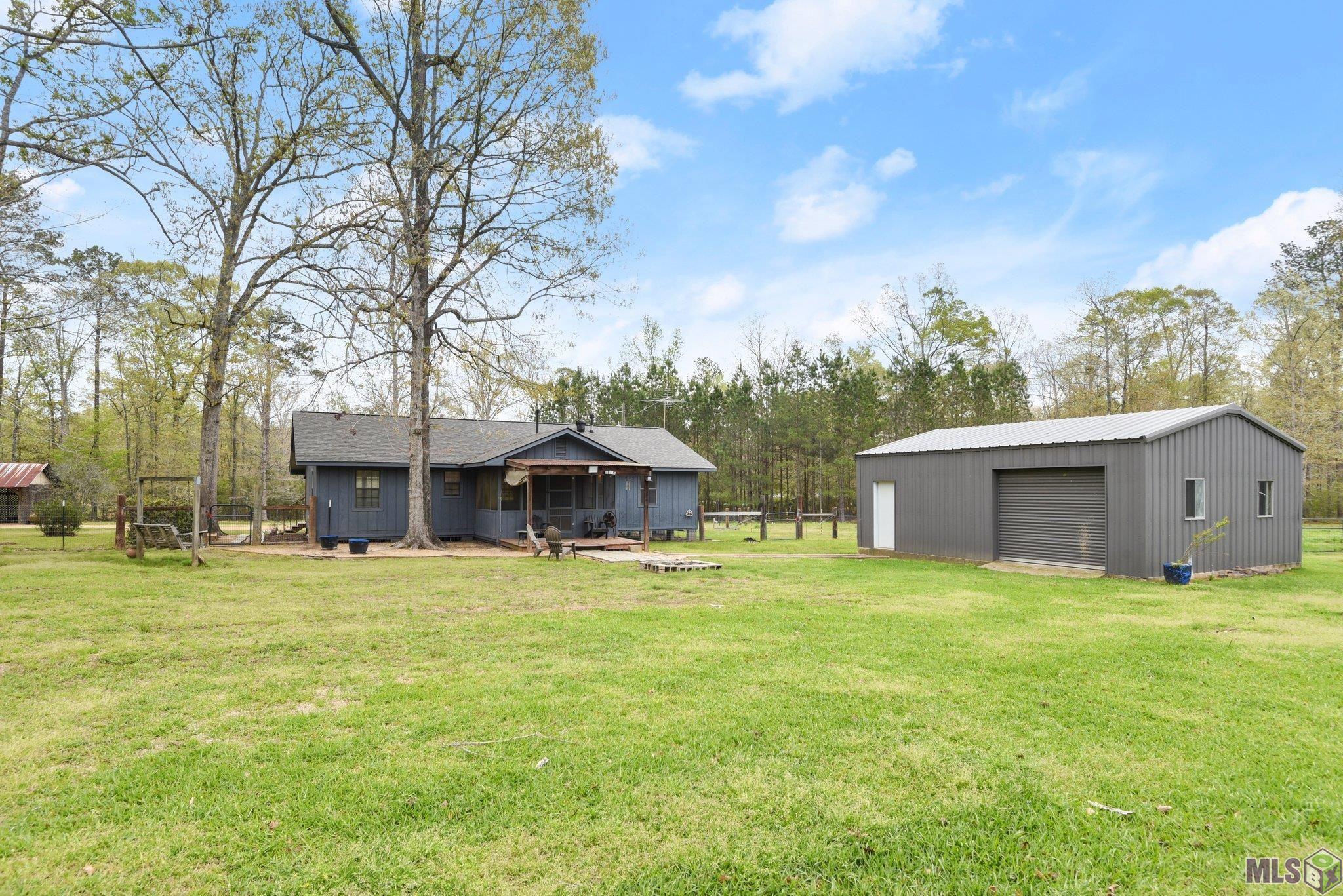 10093 Lathers Ln