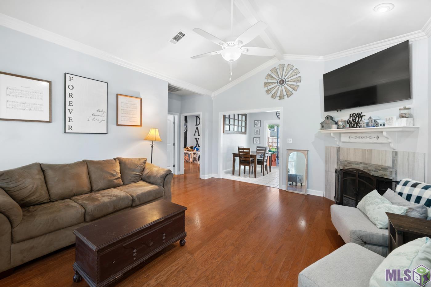 7247 Mosspoint Ln