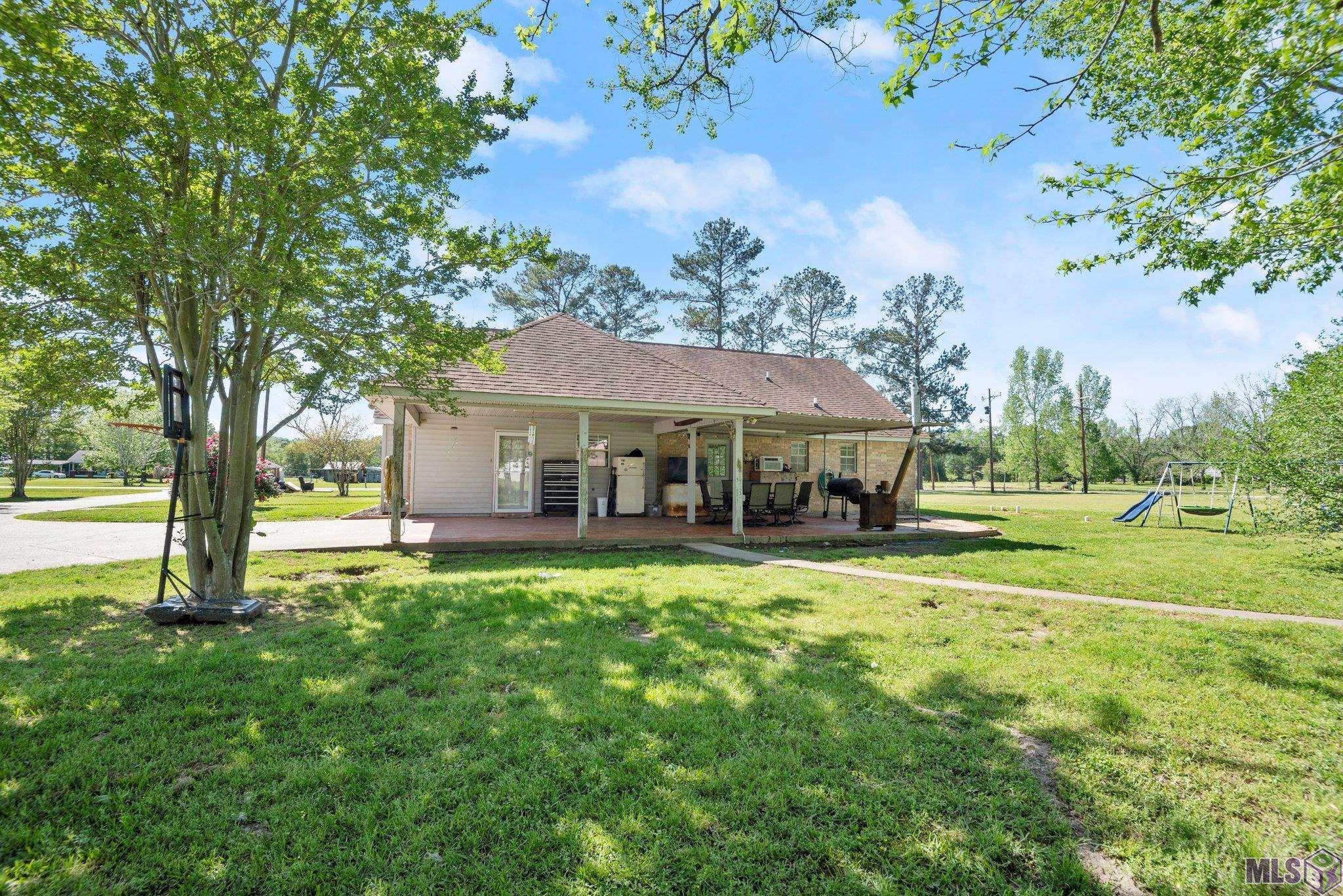 955 Midway Rd