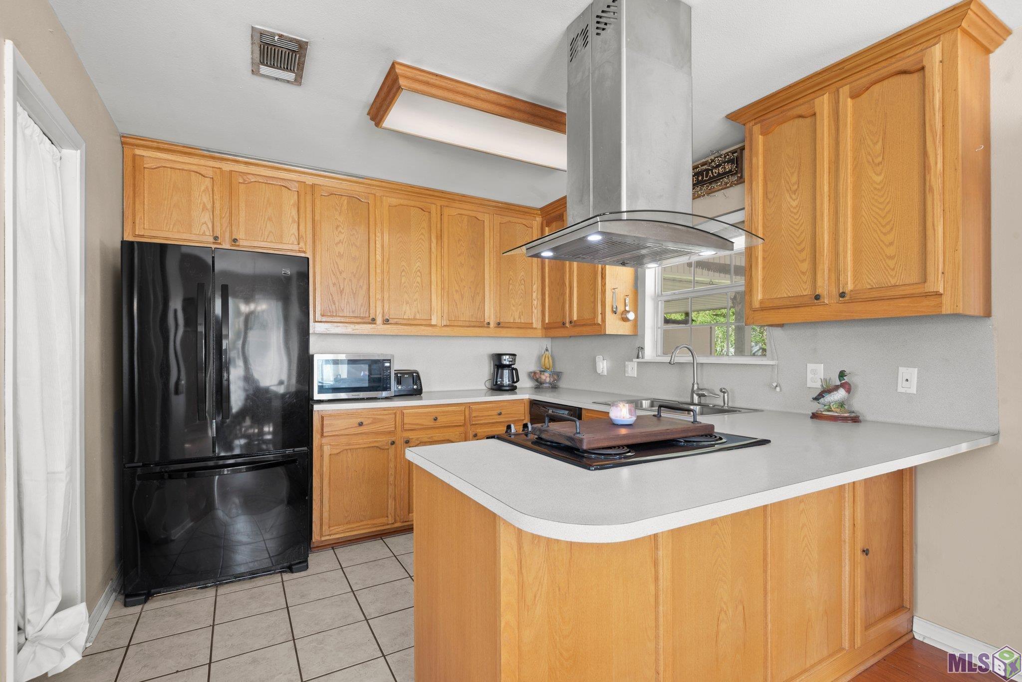 955 Midway Rd
