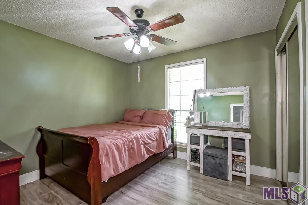 11729 Dame Dr