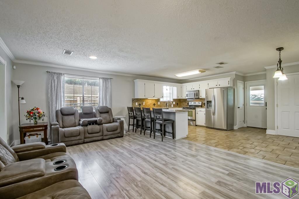 11729 Dame Dr