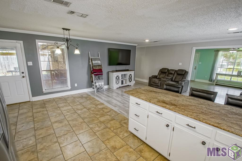 11729 Dame Dr