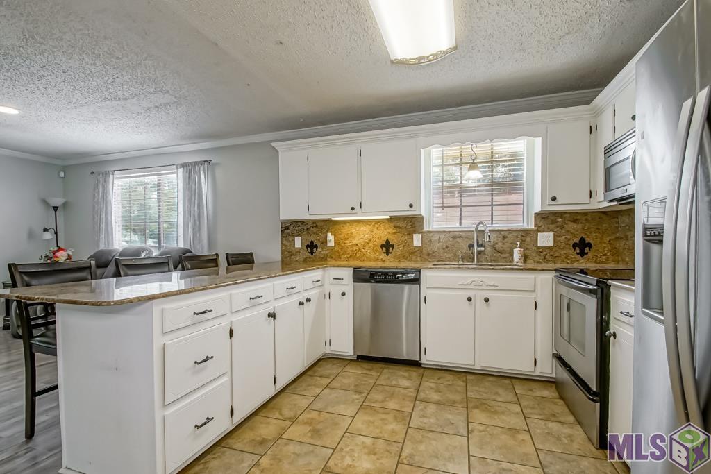 11729 Dame Dr