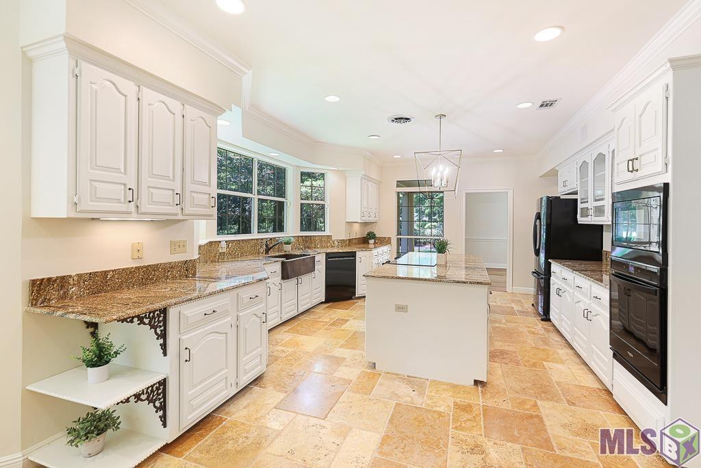 19113 W Piney Point Ave