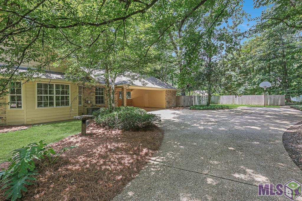 19113 W Piney Point Ave