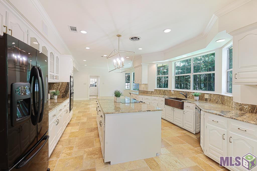 19113 W Piney Point Ave