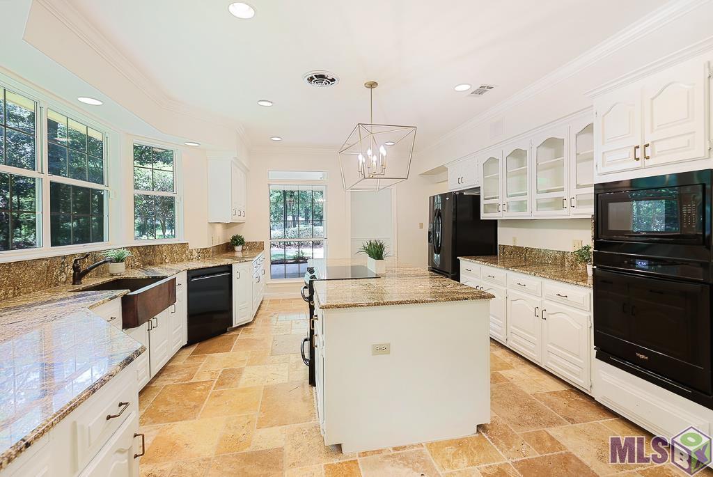 19113 W Piney Point Ave