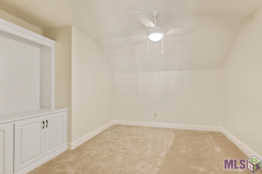 19113 W Piney Point Ave