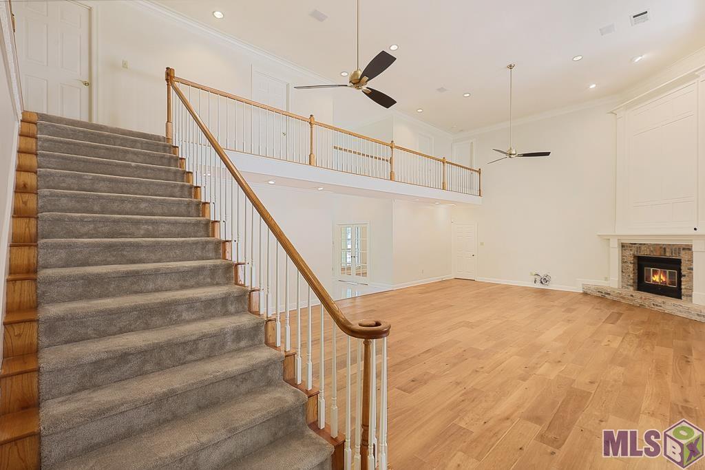 19113 W Piney Point Ave